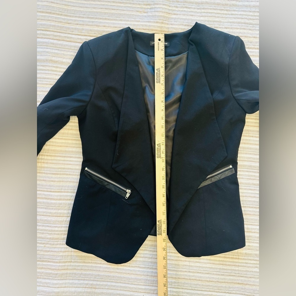 Linea Domani Black Blazer with Waterfall Front and Zipper Details, Size L - Picture 9 of 11